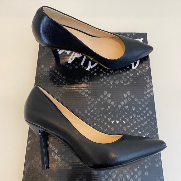 Nine West Black Leather Stiletto Pumps - Sz 6 - Picture 7 of 14